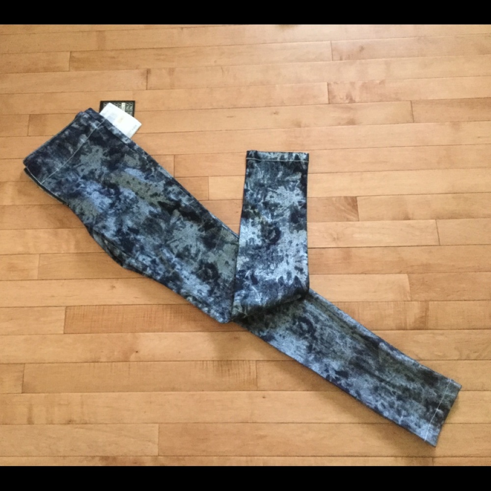 Silver Metallic Navy Skinny Leg Pants
